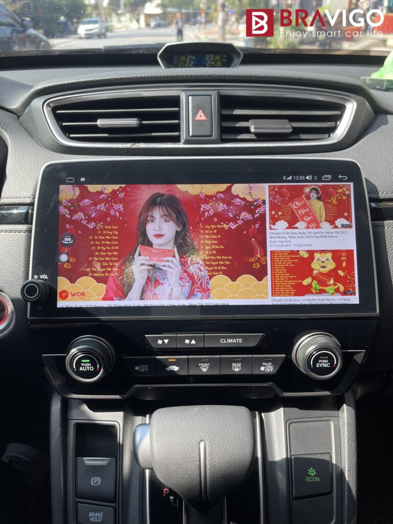 giải trí với màn hình android