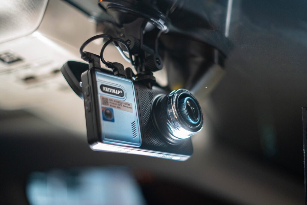 Camera hành trình tích hợp camera lùi Vietmap