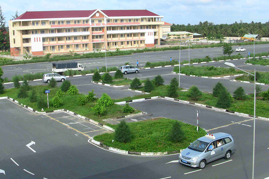 Thời gian thi thực hành là 18 phút