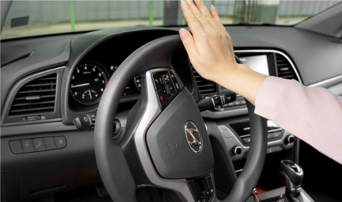 Kỹ năng đánh lái xe ô tô kiểu xoa vô lăng