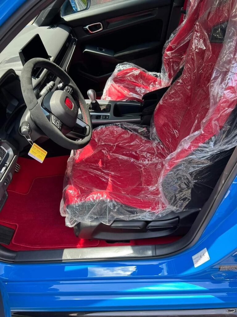 Honda Civic Type R trang bị ghế bọc da