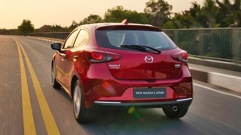 Xe ô tô 4 chỗ thời thượng dưới 500 triệu