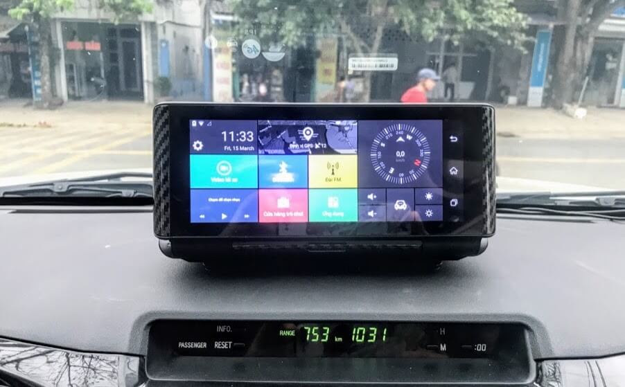 Một số chức năng của cam hành trình gắn tablo