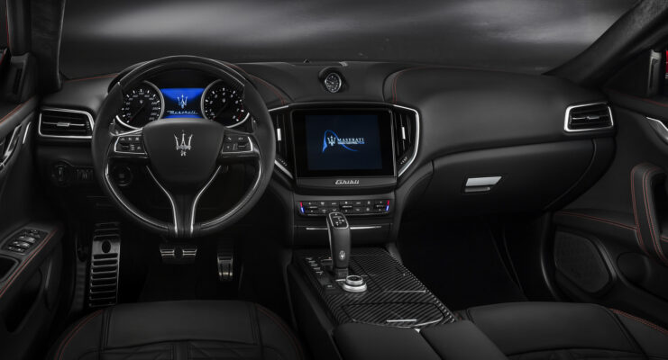 Maserati Quattroporte S Q4 nội thất
