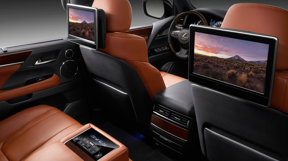 Lexus LX570 Super Sport nội thất