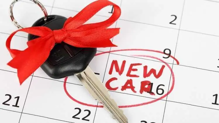 Xem ngày lấy xe ô tô mới