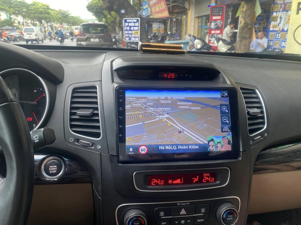 màn BRAVIGO trên xe KIA Sorento