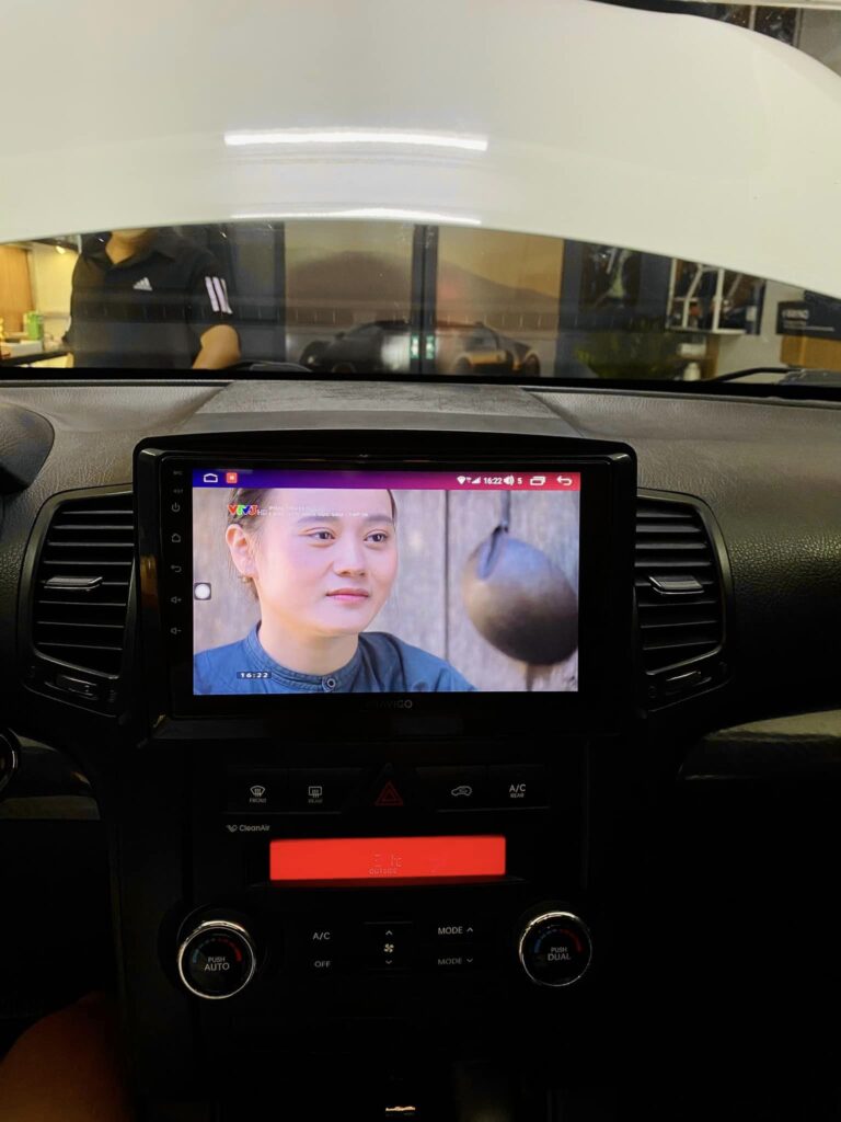 màn hình trên xe KIA Sorento