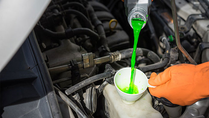 nước làm mát ô tô là gì