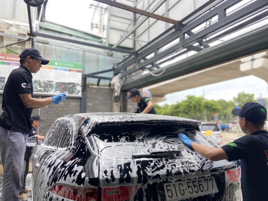 Nước rửa xe ô tô là gì