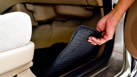 Cách xử lý khi nước ngập vào khoang nội thất