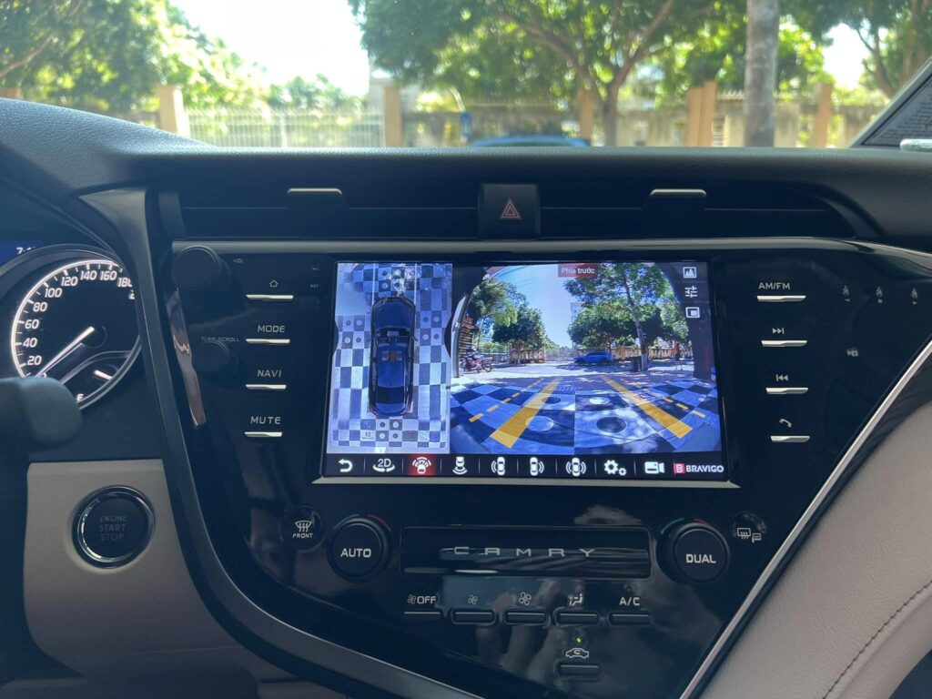 lắp màn 360 Ultimate New theo xe camry