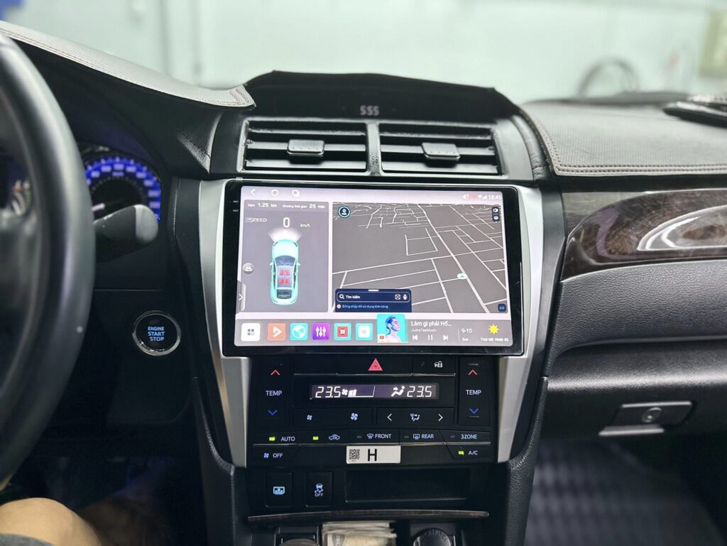 màn android Bravigo Blux 2K cho xe camry