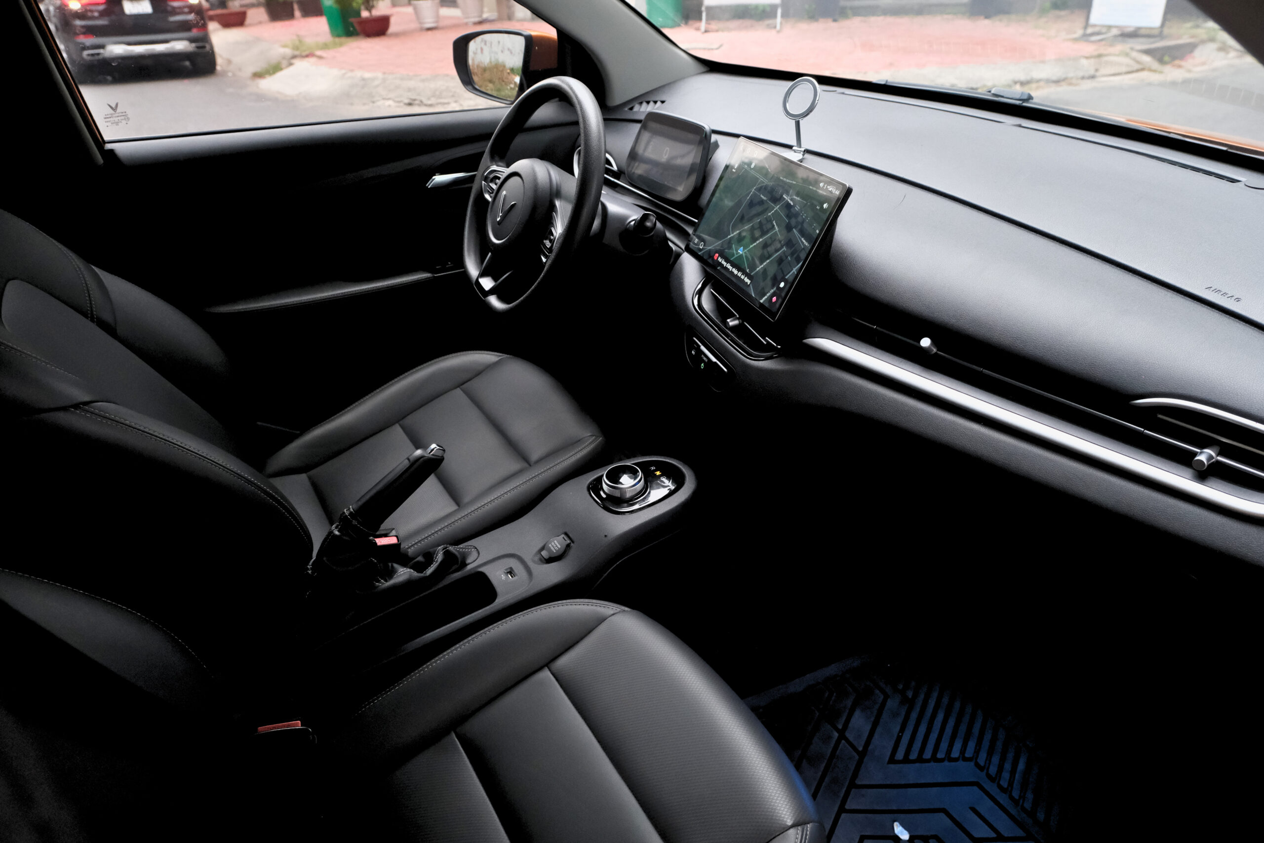 2a862382-cfb3-493f-bde3-8a10c3c5a8c8